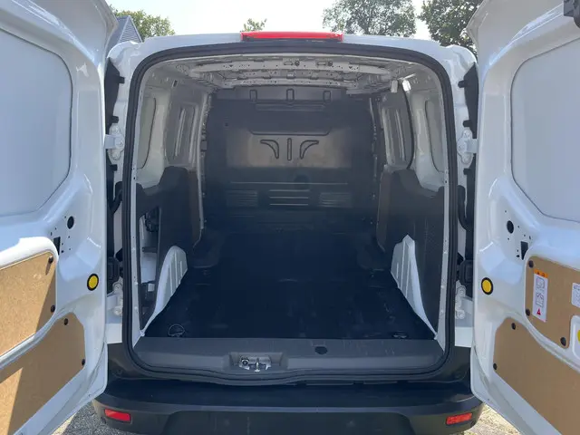 Ford Transit Connect 1.0 Ecoboost L2 Trend 2024 Benzine 10