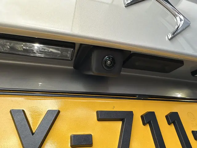 DS DS 7 E-Tense 225 Opéra 2023 Hybride Benzine 41