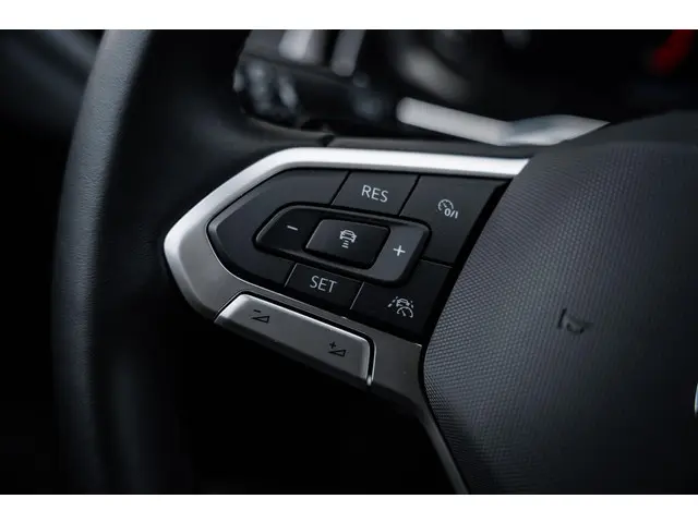 Volkswagen Polo 1.0 TSI R-Line Business 2024 Benzine 23