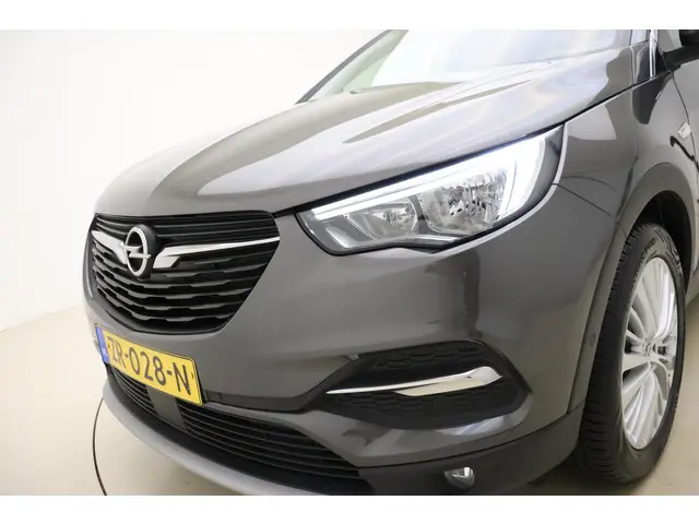 Opel Grandland X 1.2 Turbo Innovation 2019 Benzine 19