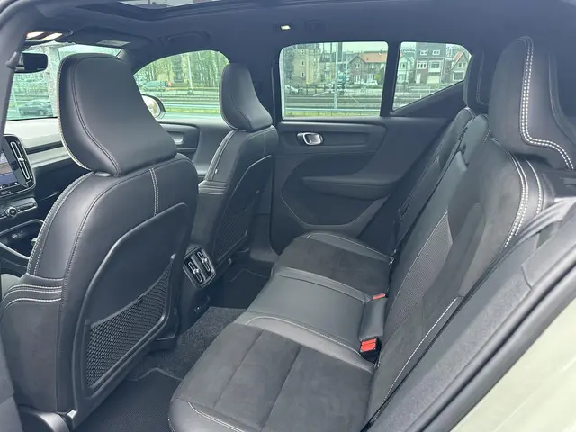 Volvo XC40 Recharge P8 AWD R-Design 2020 Elektrisch 8