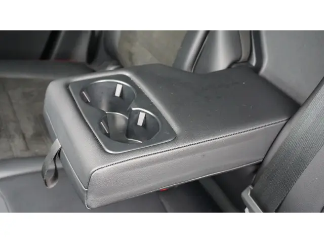 Ford Kuga 2.5 PHEV 224pk ST-line X 2023 Hybride Benzine 30