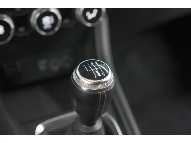 Renault Captur TCe 130 Intens 2020 Benzine 39