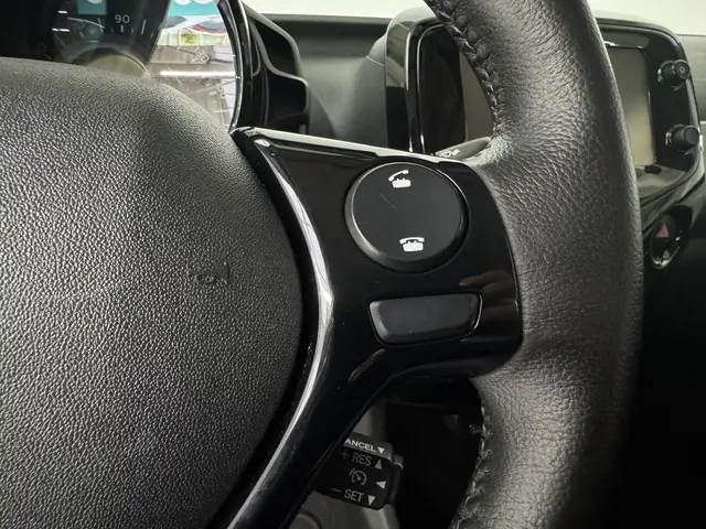 Peugeot 108 1.0 e-VTi Allure TOP! 2016 Benzine 25