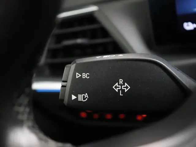 BMW i4 High Executive M-Sport 2023 Elektrisch 25