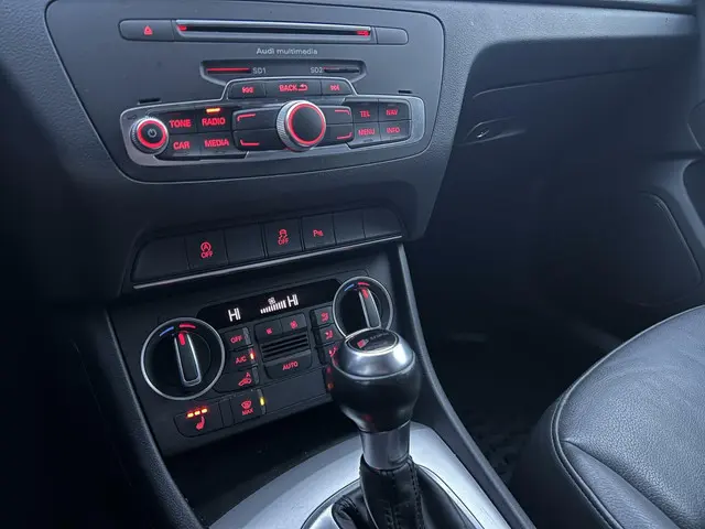 Audi Q3 1.4 TFSI CoD Design Pro Line Plus 2018 Benzine 21