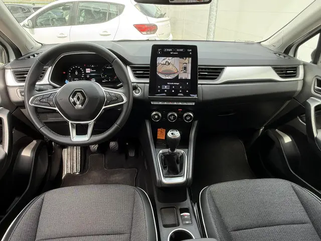 Renault Captur 1.0 TCe 90 techno 2023 Benzine 3