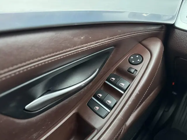 BMW 5 Serie 528i Luxury Edition AUTOMAAT!! 2015 Benzine 17