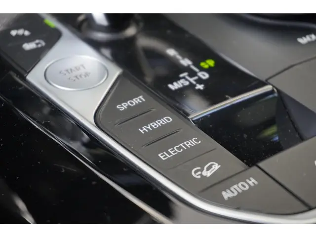 BMW X3 xDrive30e 2022 Hybride Benzine 18