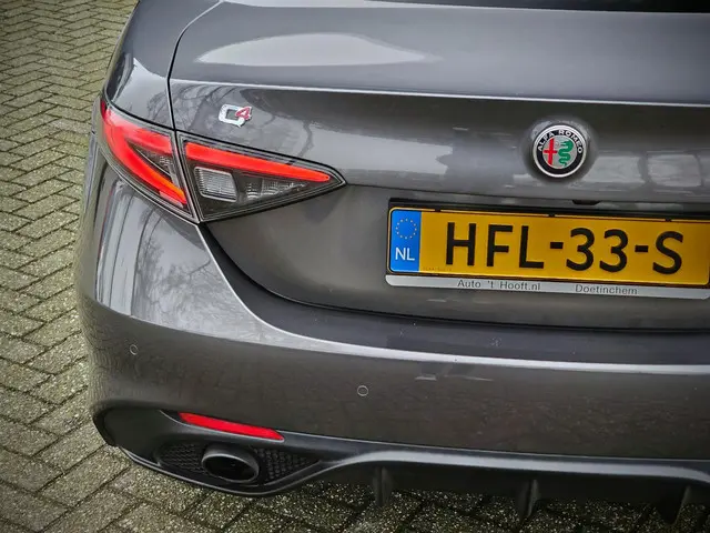 Alfa Romeo Giulia 2.0 T GME AWD Veloce 2024 Benzine 9