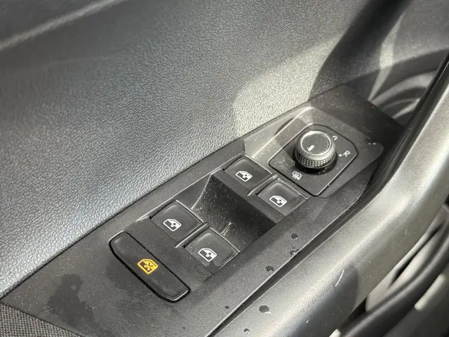 Volkswagen Polo 1.0 TSI Highline DSG 2018 Benzine 20