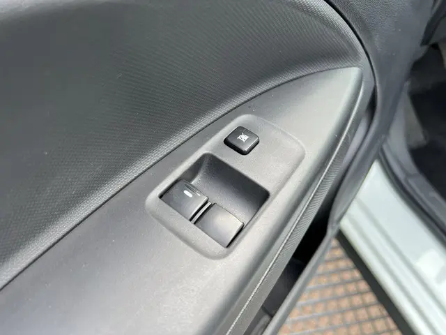 Mitsubishi Space Star 1.2 Connect+ 2024 Benzine 17