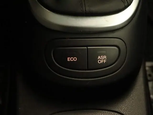Fiat 500L Living 0.9 TwinAir Lounge 7p. 2015 Benzine 28