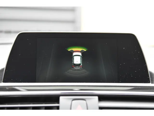 BMW 1 Serie 118i Edition Sport Line 2017 Benzine 21