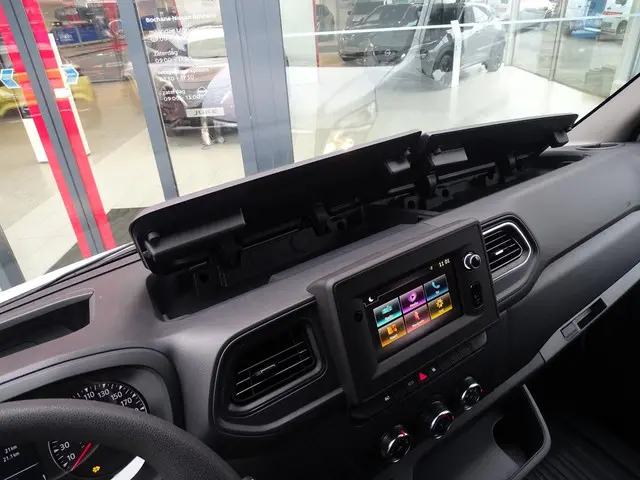 Nissan Interstar 2.3 dCi L2H2 N-Connecta 2024 Diesel 17