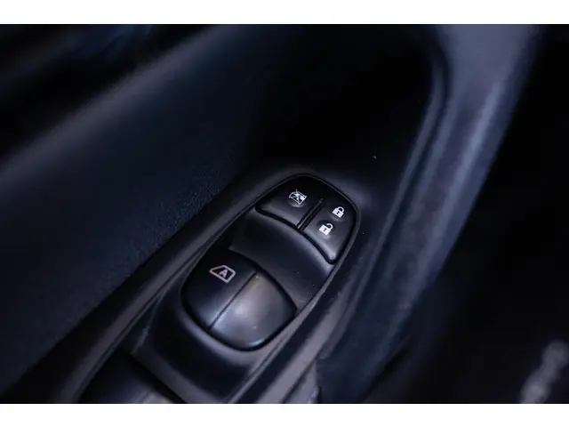 Nissan QASHQAI 1.2 Acenta 2016 Benzine 37