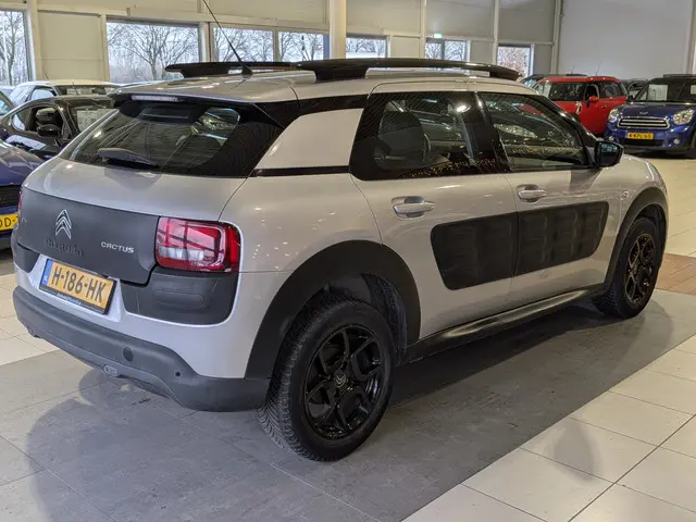 Citroën C4 Cactus 1.2 PureTech Business 2015 Benzine 4