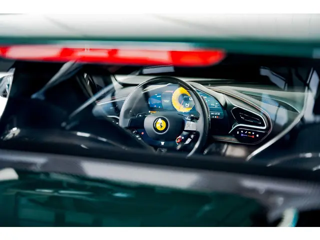 Ferrari 296 GTB 2024 Hybride Benzine 9