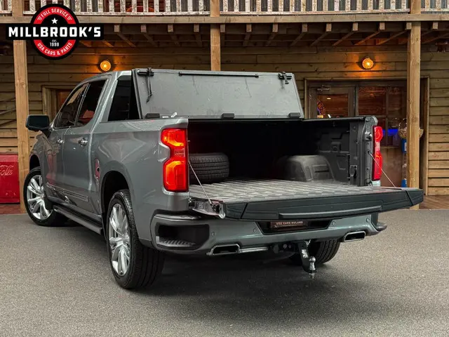 Chevrolet Silverado High Country 2024 LPG/Gas 7