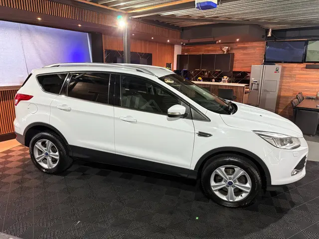 Ford Kuga | 1.5 Titanium | 2016 Benzine 2