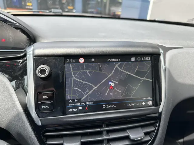 Peugeot 208 1.2 Blue Lion 2018 Benzine 31