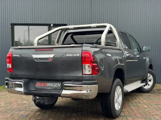Toyota Hilux 2.4 D-4D-F Double Cab 2P NAP 2018 Diesel 3