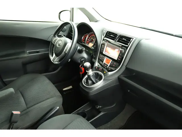 Toyota Verso-S 1.3 VVT-i Trend 2015 Benzine 54