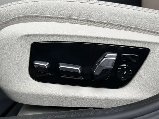 BMW 5 Serie 530i High Executive 2017 Benzine 9