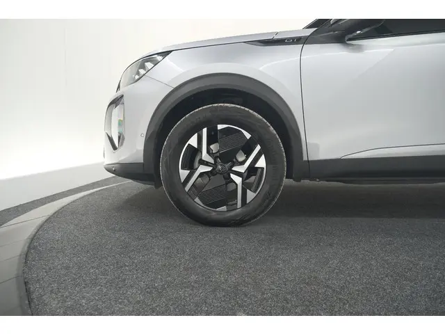 Peugeot 2008 PureTech 130 EAT8 GT 2024 Benzine 18