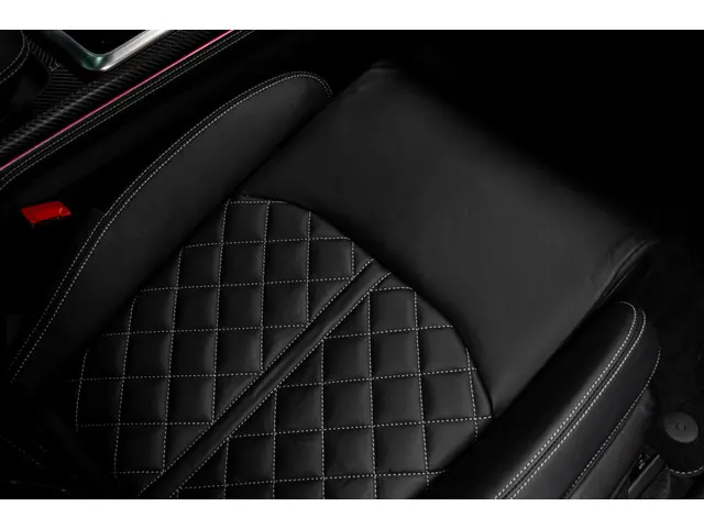 Audi SQ8 4.0 TFSI quattro 2023 Benzine 22