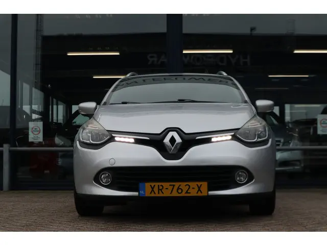 Renault Clio Estate 0.9 TCe Limited 2016 Benzine 11