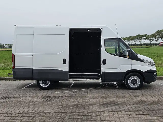 Iveco Daily 35S14 2017 Diesel 12