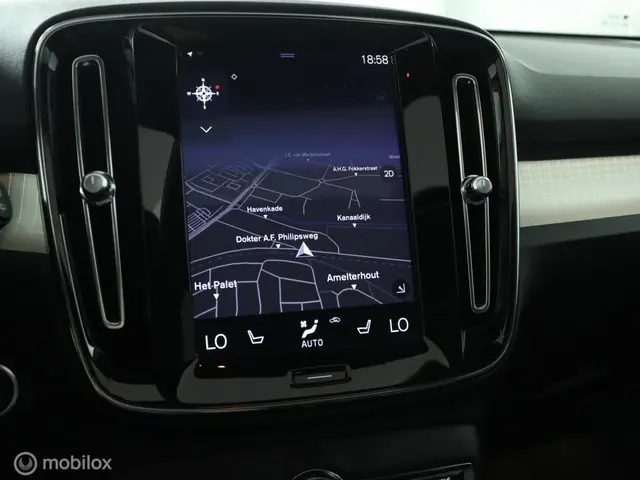 Volvo XC40 2.0 T5 AWD Momentum 2018 Benzine 59