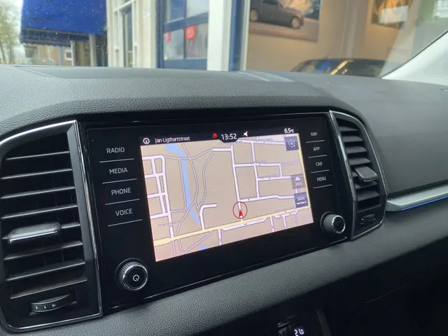 Škoda Karoq 1.5 TSI ACT Business Edition 2019 Benzine 10