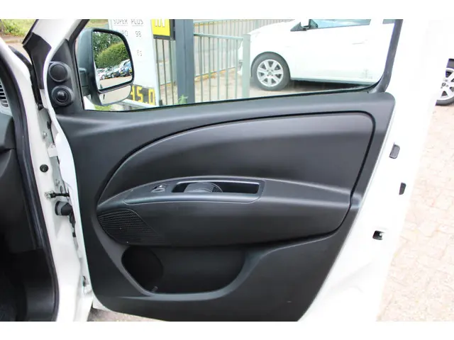 Opel Combo 1.4 L1H1 ecoFLEX 2015 Benzine 15