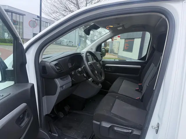 Opel Vivaro 2.0 CDTI L3H1 DC Edition 2020 2020 Diesel 12