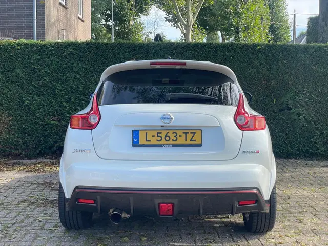 Nissan Juke 1.6 Turbo NISMO|Uniek|Camera| 2013 Benzine 7