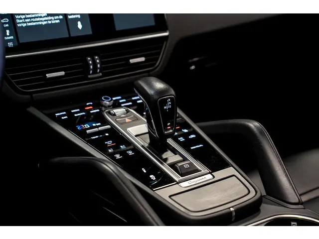 Porsche Cayenne 3.0 E-Hybrid 2021 Hybride Benzine 47