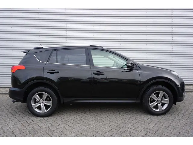 Toyota RAV4 2.0 Dynamic 4WD 2015 Benzine 5