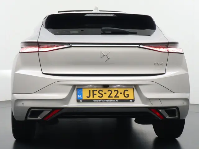 DS DS 4 1.2 PureTech Opéra 2024 Benzine 6