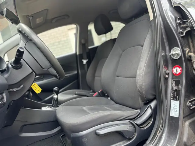 Kia Rio 1.2 CVVT Plus Pack 2012 Benzine 11
