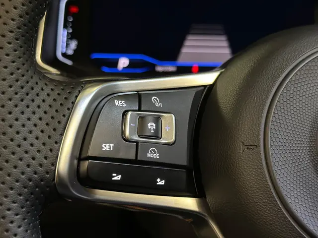 Volkswagen T-Roc 2.0 TSI 4Motion|PANO|BOMVOL 2018 Benzine 20