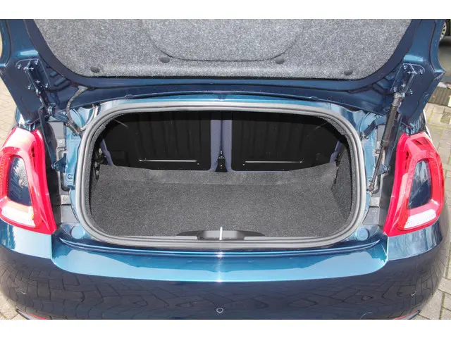 Fiat 500C 1.0 Hybrid Dolcevita 2023 Benzine 26