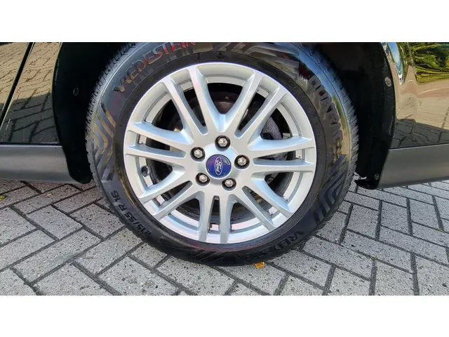 Ford Focus Wagon 1.0 EcoBoost Titanium 2013 Benzine 9