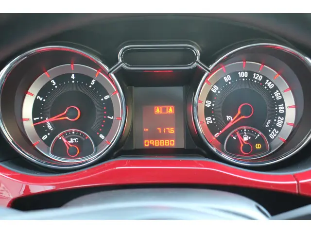 Opel ADAM 1.2 Sport 2015 Benzine 15