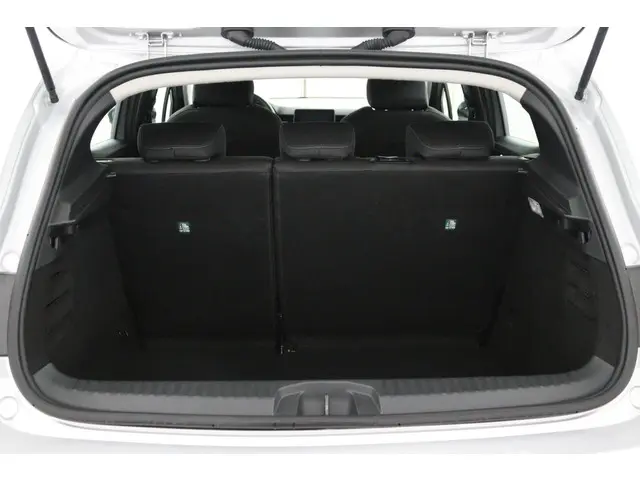 Renault Clio 1.0 TCe 90 Equilibre 2023 Benzine 29