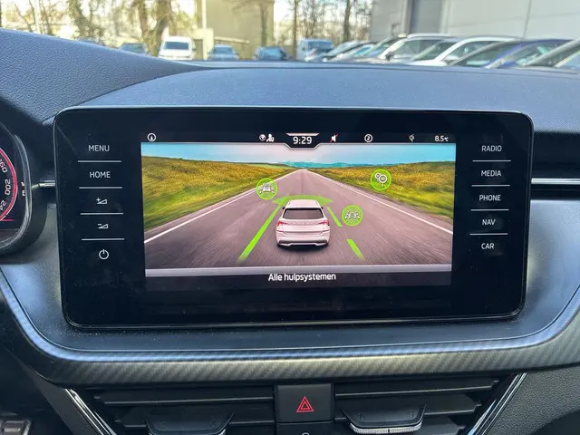 Škoda Kamiq 1.0 TSI 110pk Monte Carlo 2022 Benzine 18