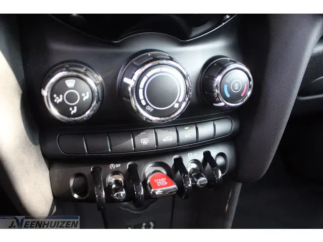 MINI Cooper Mini 1.5 Business 2016 Benzine 20