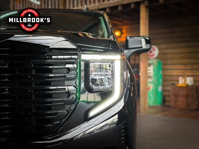 GMC Sierra Denali 6.2L V8, 2024 Benzine 4