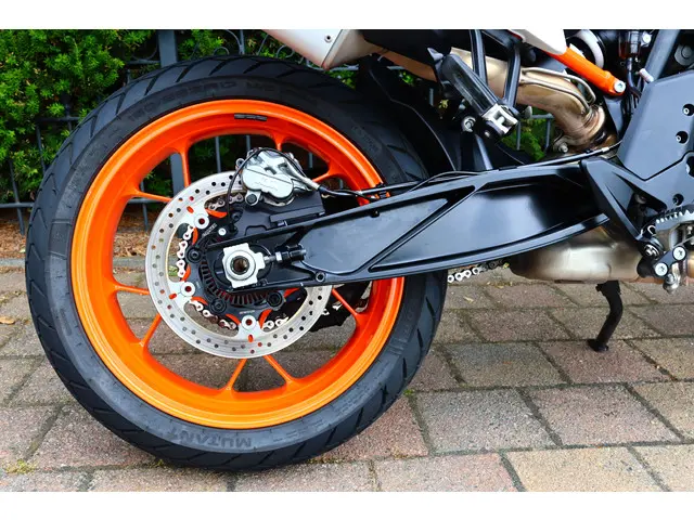 KTM 890 SMT ABS TechPack 2023 Benzine 16